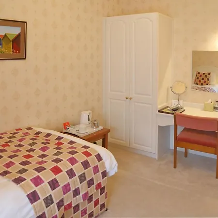 Saxonville Hotel 3*