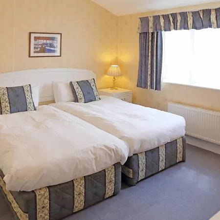 Saxonville Hotel Whitby