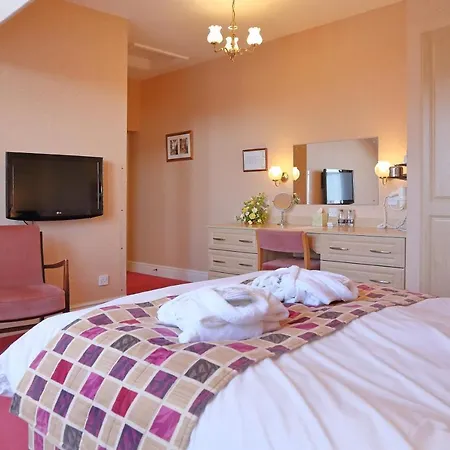 Saxonville Hotel 3*