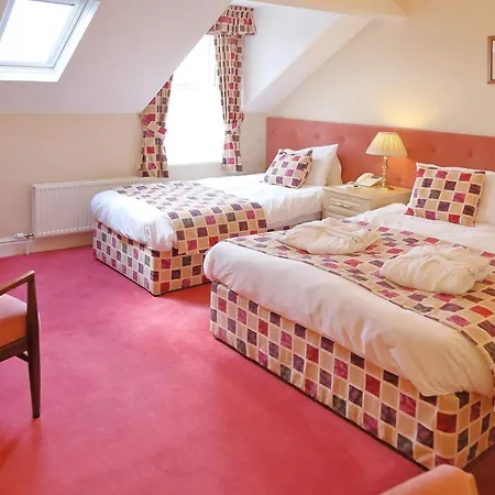 Saxonville Hotel 3*
