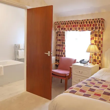 Hotel Saxonville Whitby