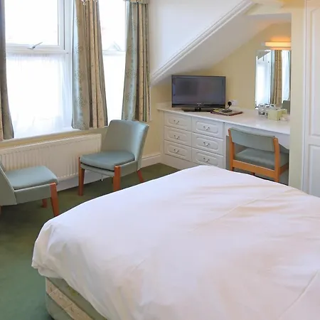 Hotel Saxonville 3*