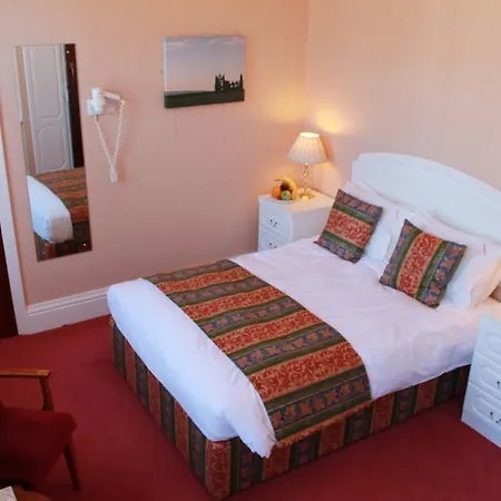 Hotel Saxonville 3*
