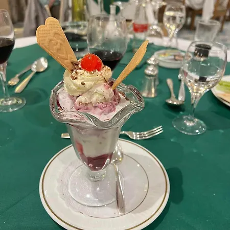 Saxonville Hotel Whitby