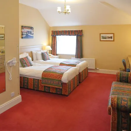 Saxonville 3* Уитби