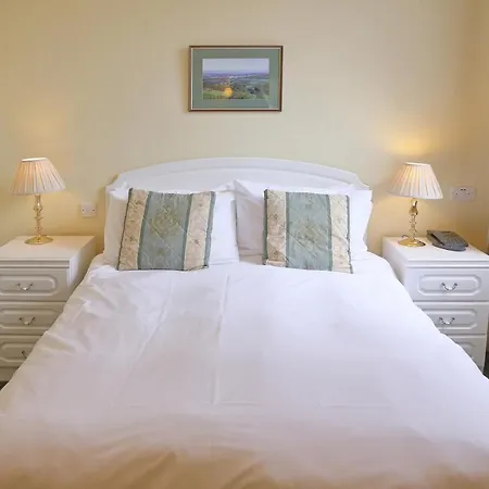 Saxonville Otel 3*