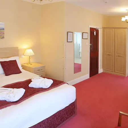 Saxonville 3*