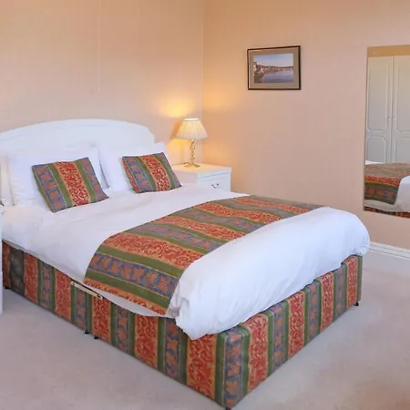 Saxonville 3* Whitby