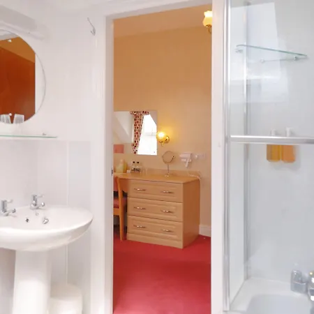 Saxonville 3* Whitby