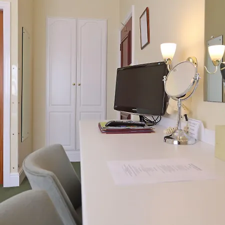Saxonville Otel 3*
