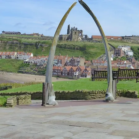 Saxonville 3* Whitby