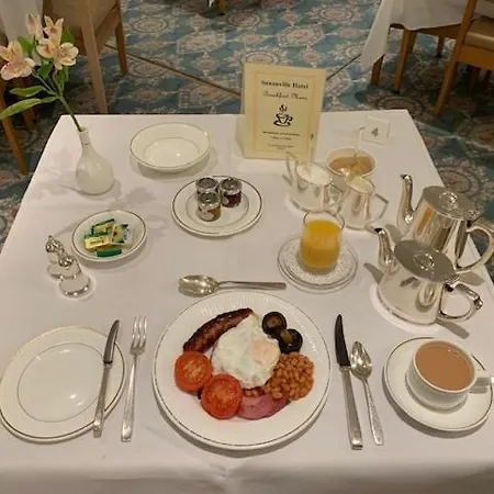 Saxonville Hotel Whitby