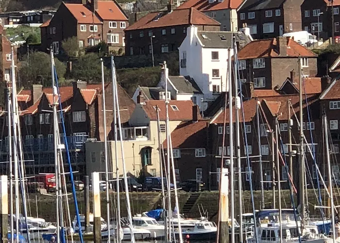 Saxonville 3* Whitby