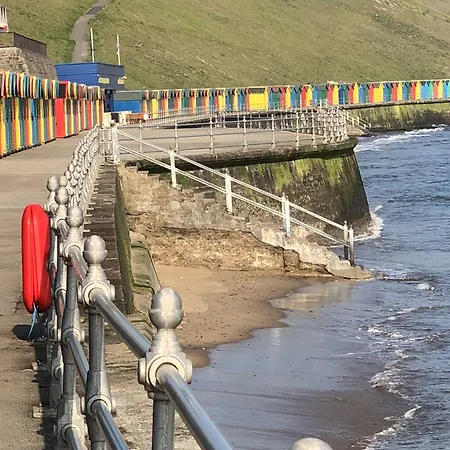 Saxonville 3* Whitby